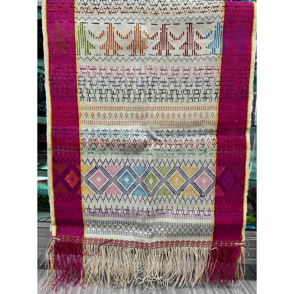 ULOS SADUM TENUN TARUTUNG