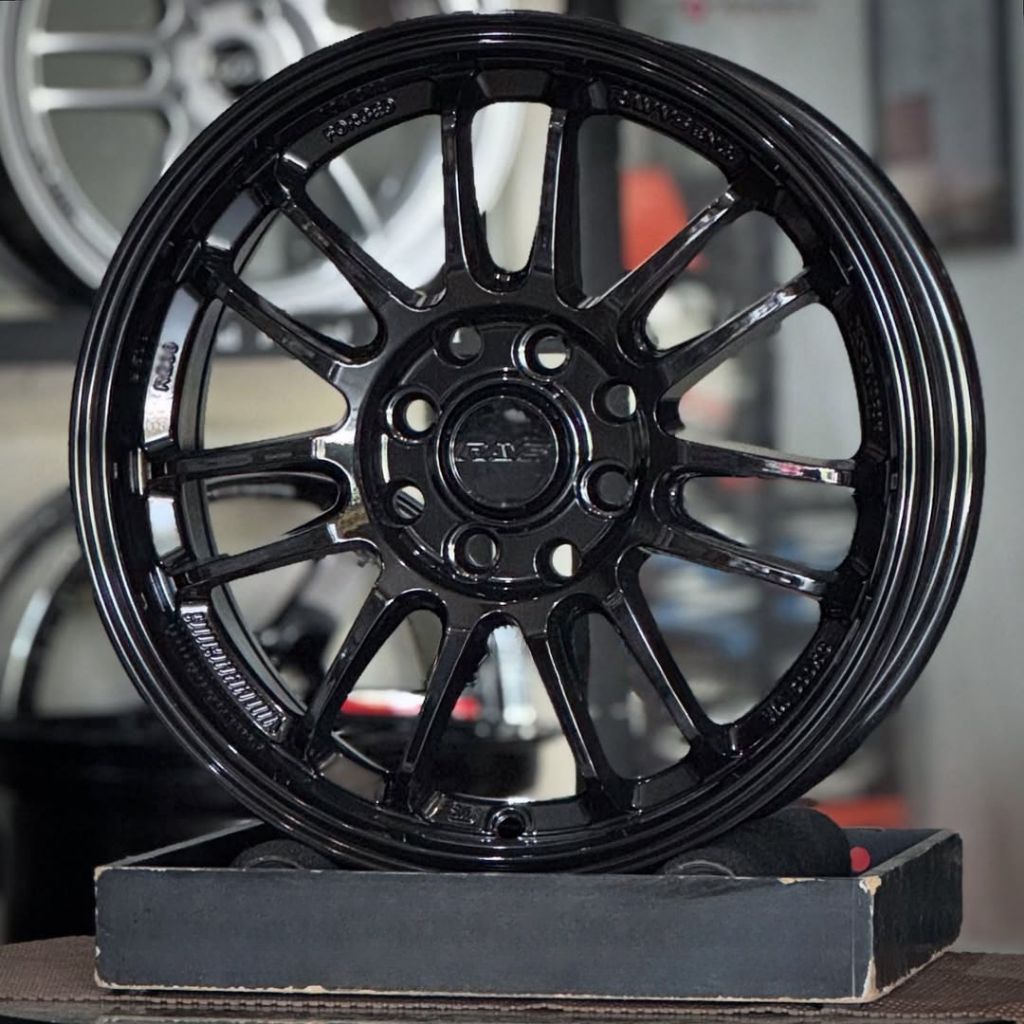 velg mobil ring 15 RE30 LEBAR 6,5 ET 40 R15 Avanza Xenia brio jazz city Agya Yaris