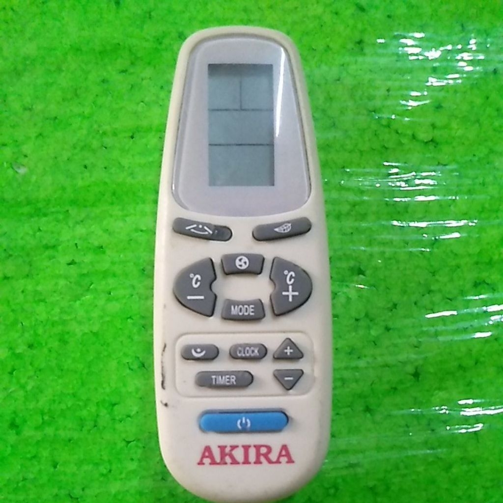 REMOTE AC AKIRA