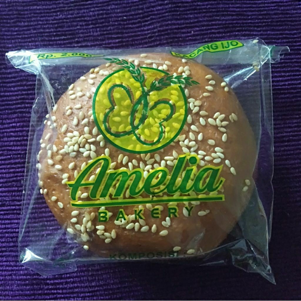 roti goreng pia wijen isi kacang ijo/roti manis