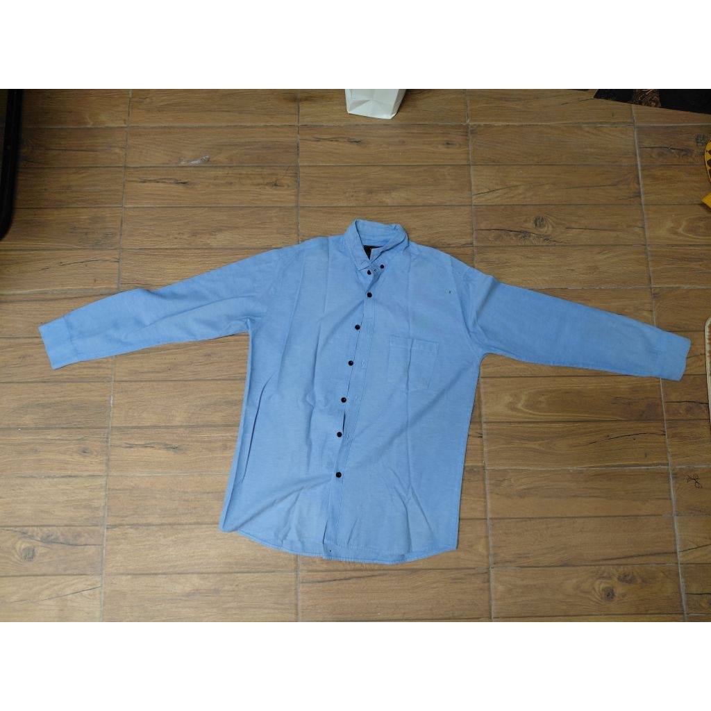 Baju Kemeja Pria XL – Mauricks Trusled Second Branded Murah, Cocok Kerja & Hangout