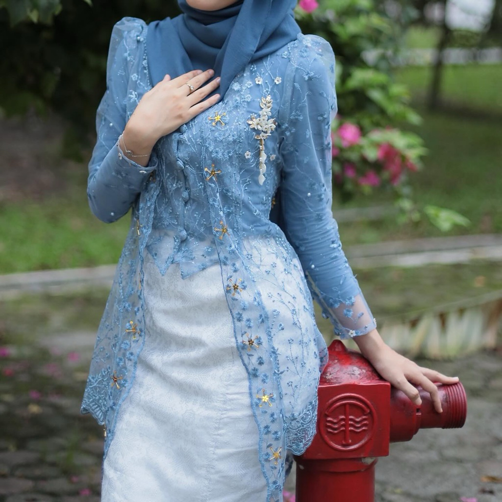 [SALE 10.10] kebaya jenar sashelldom denim preloved