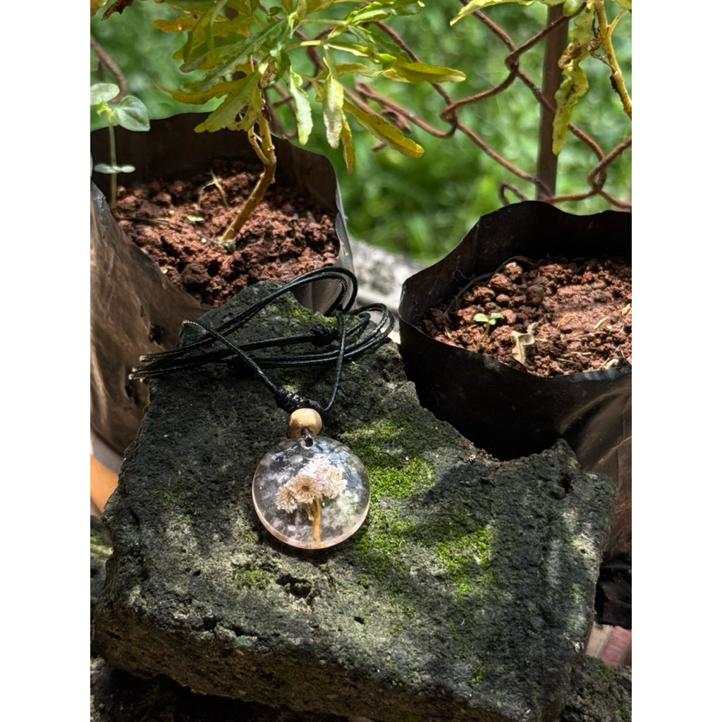 kalung edelweiss|kalung resin| tulenwear.