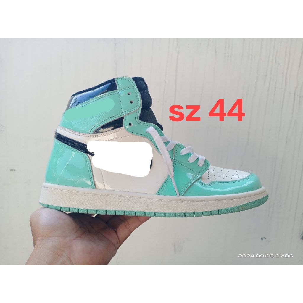 sneakers AJ Tiffany size 44 bekas second preloved