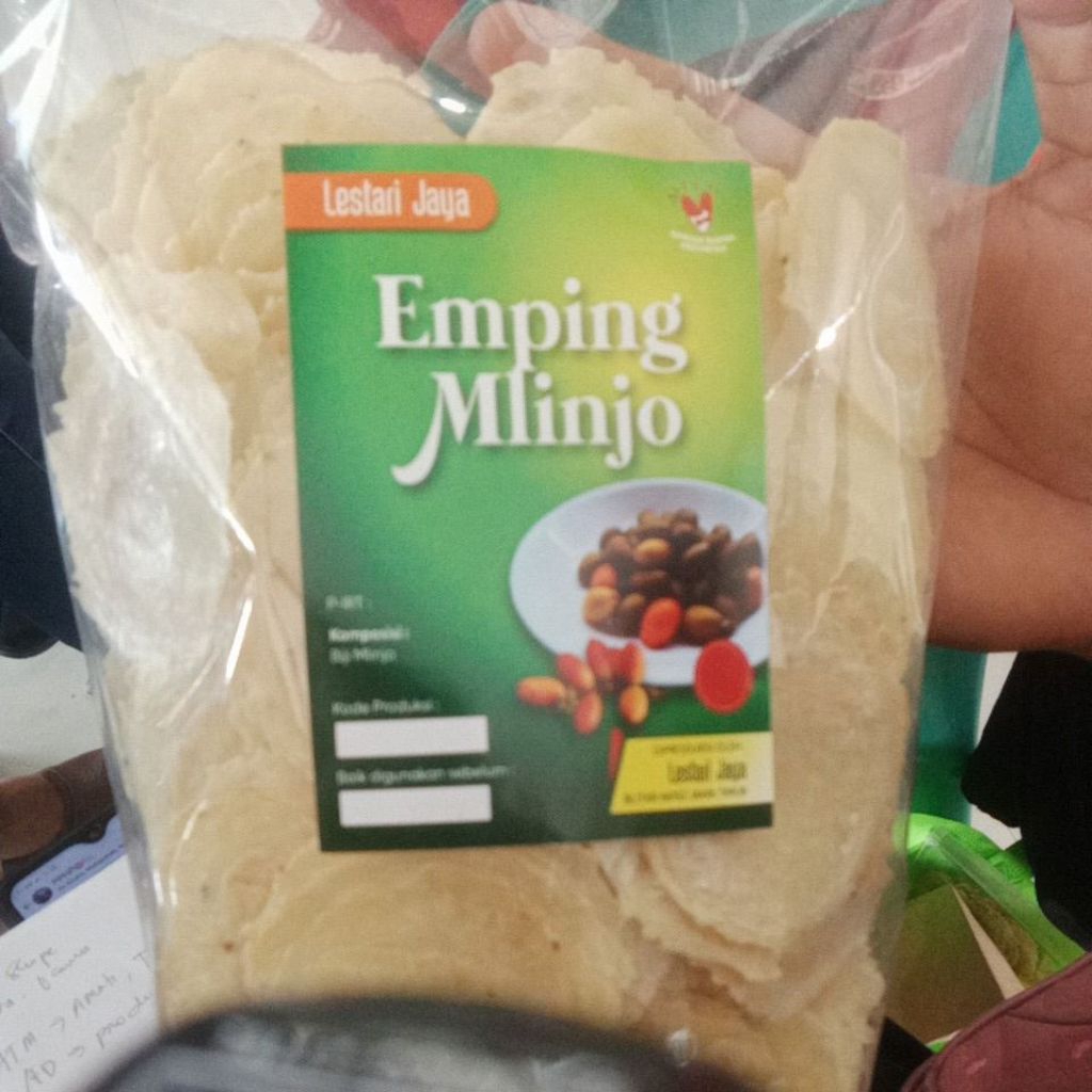 

emping mlinjo