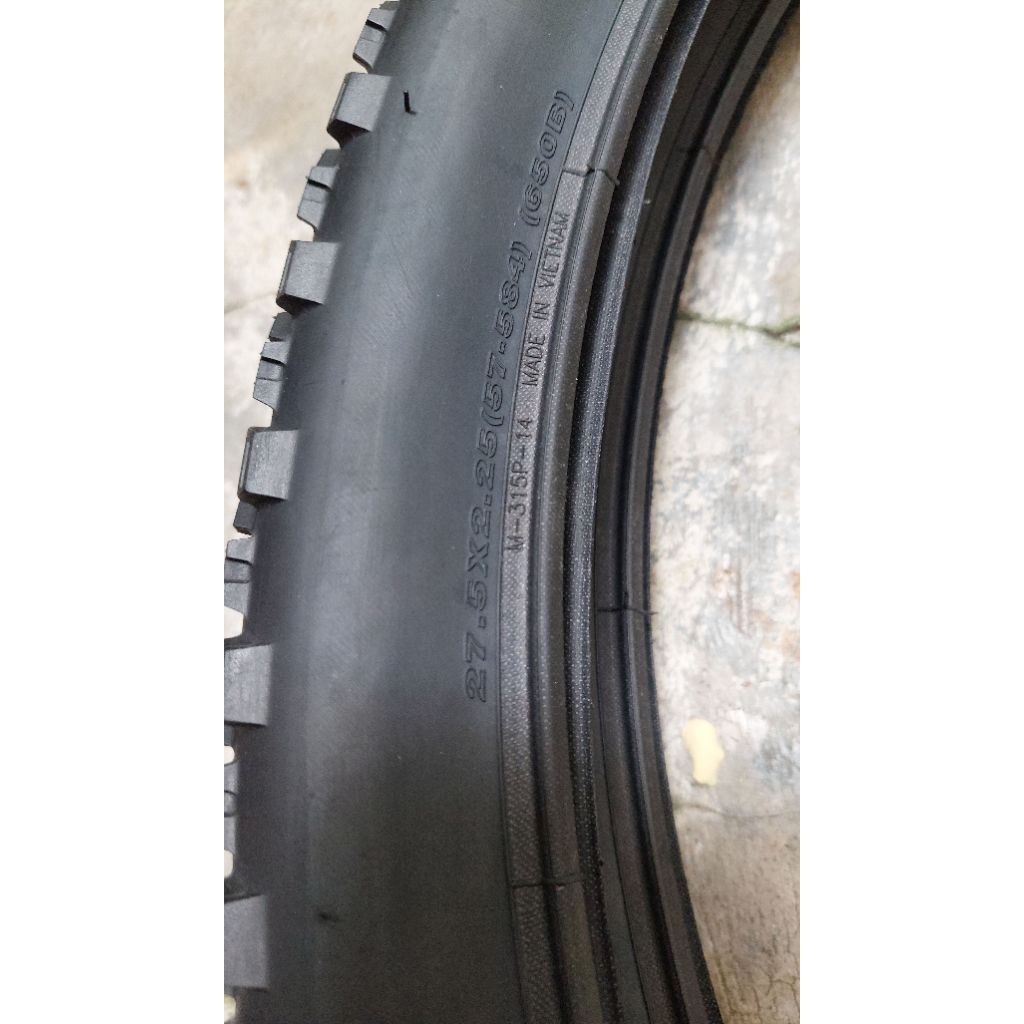 Ban Sepeda MAXXIS ARDENT 27.5X2.25 Bekas Copotan