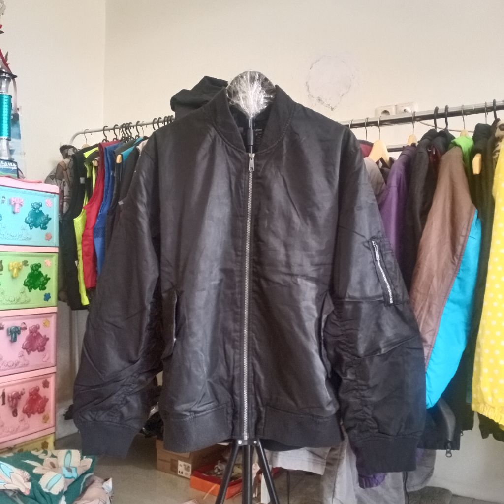 JAKET BOMBER FIELDCORE