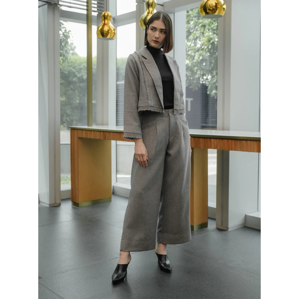 MAVEN BLAZER PANTS ECHIRE PROTO IN PORT ROYAL PRELOVED