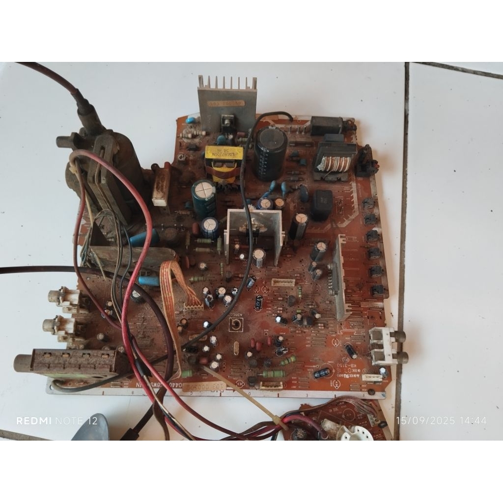 Mesin TV Sanyo Tabung