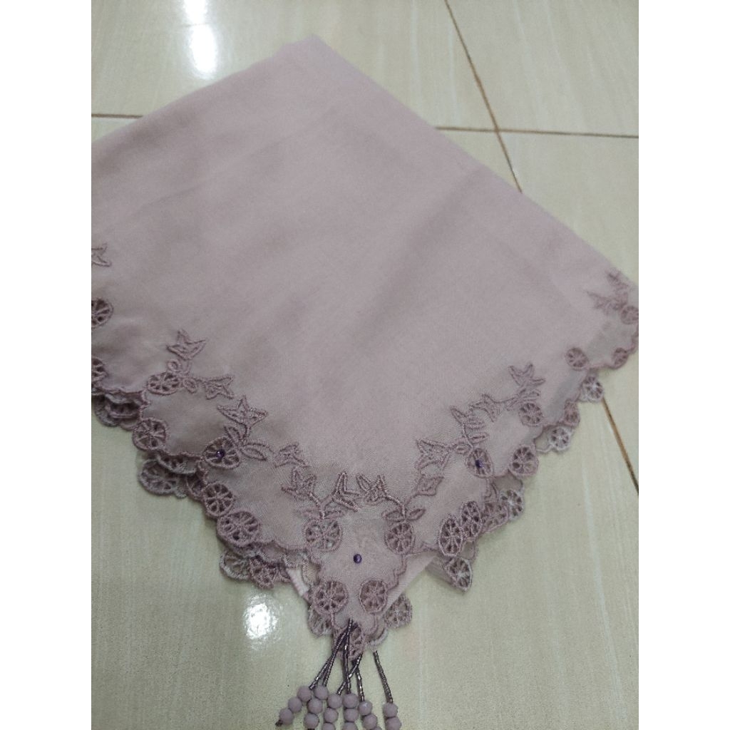 segi empat paris bordir