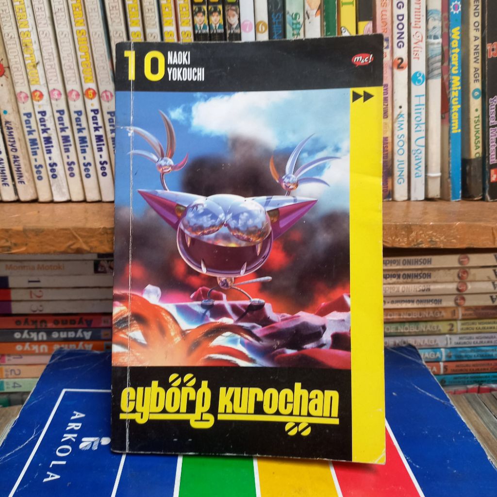 Komik Cyborg Kurochan vol.10
