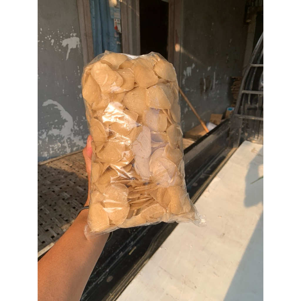 

Krupuk Pati rasa bawang