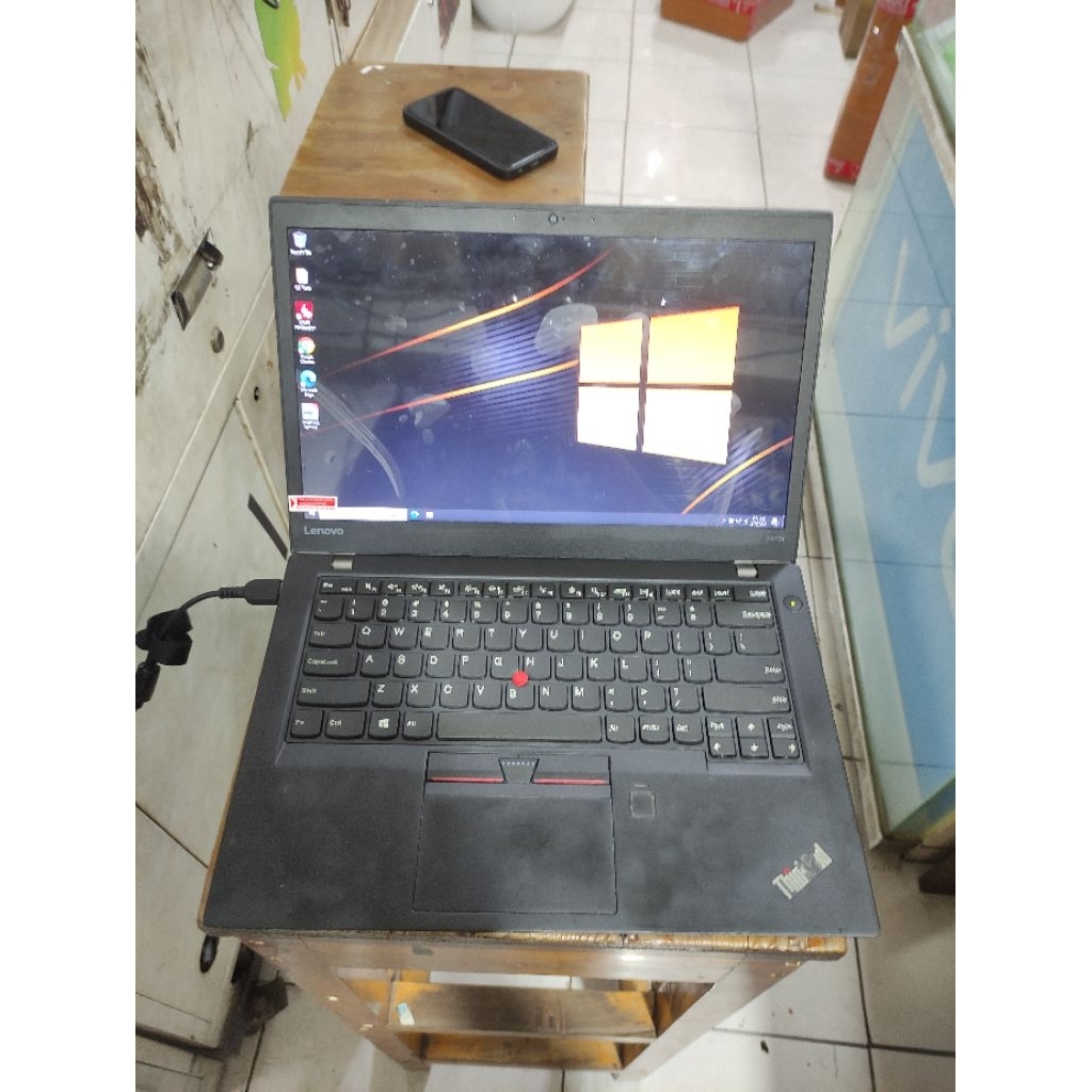A683 Laptop Lenovo Thinkpad T470s Ram 12gb SSD 256gb core i7 gen6 Siap pakai