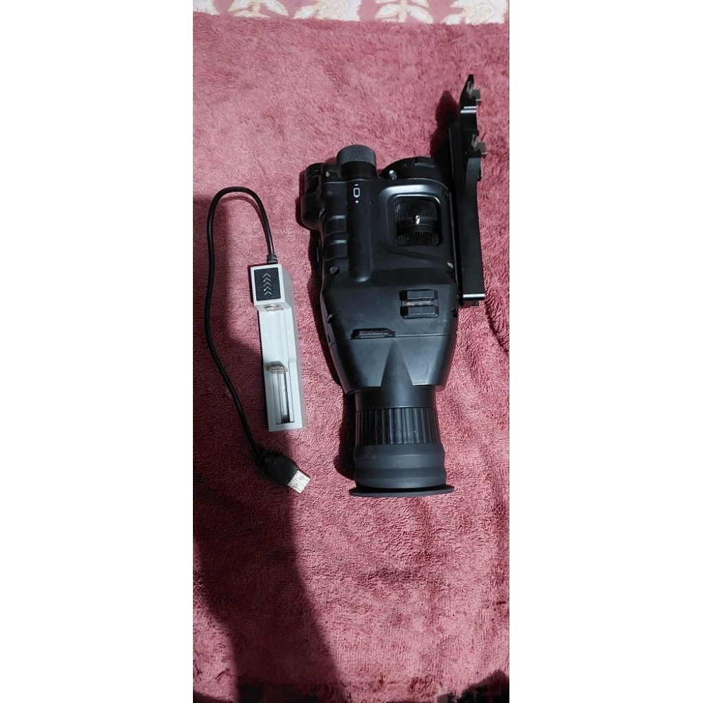 Nightvision NV Henbaker CY789 Preloved