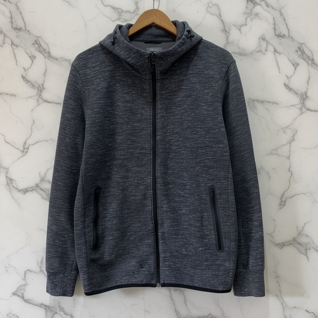 Hoodie Uniqlo Sweat Dry Stretch (second/preloved)
