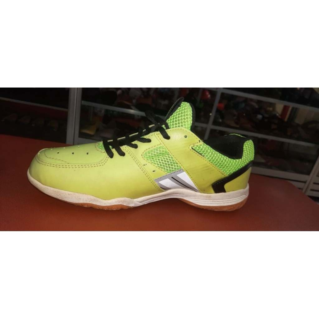sepatu badminton ardiles
