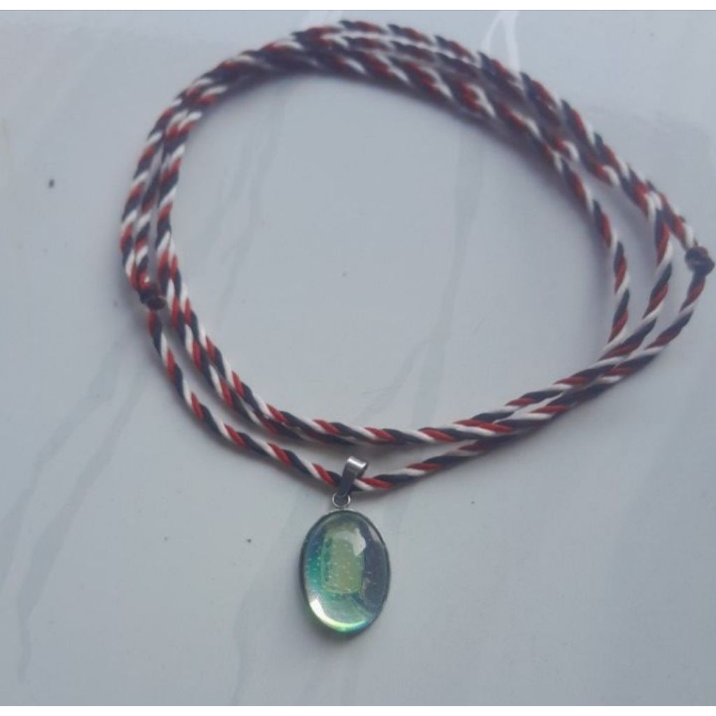 Kalung Liontin Batu Akik Kalimaya India Pelangi Tali Tridatu