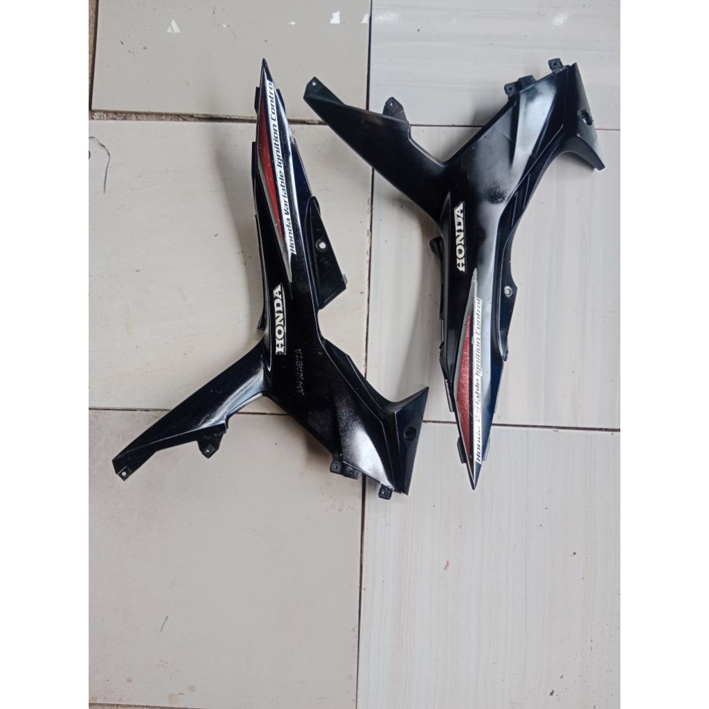 Sambungan body Honda Blade New 110. Original. SekeN