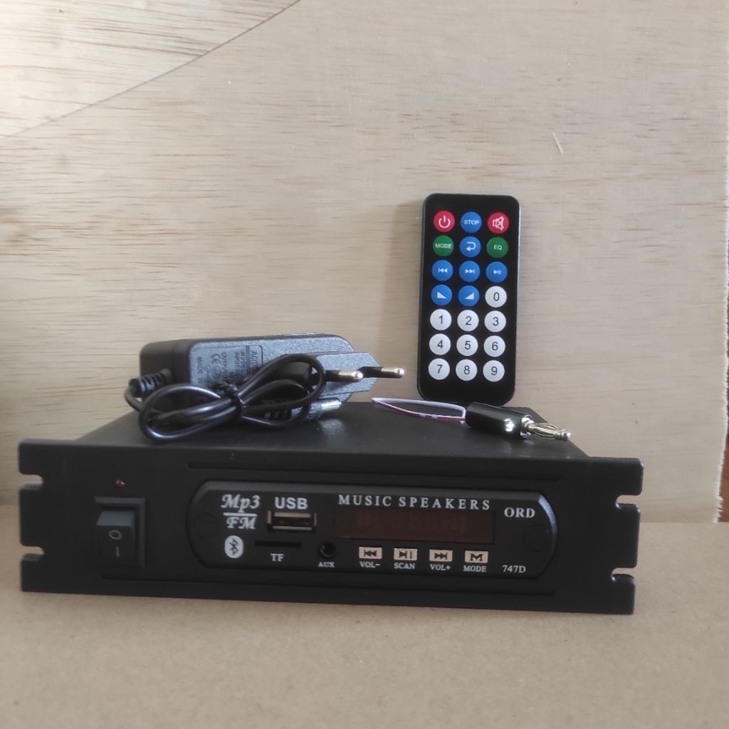 USB MP3 BLUETOOTH RADIO FM INCLUDE REMOT DAN ADAPTOR Usb player Bluetooth  radio fm