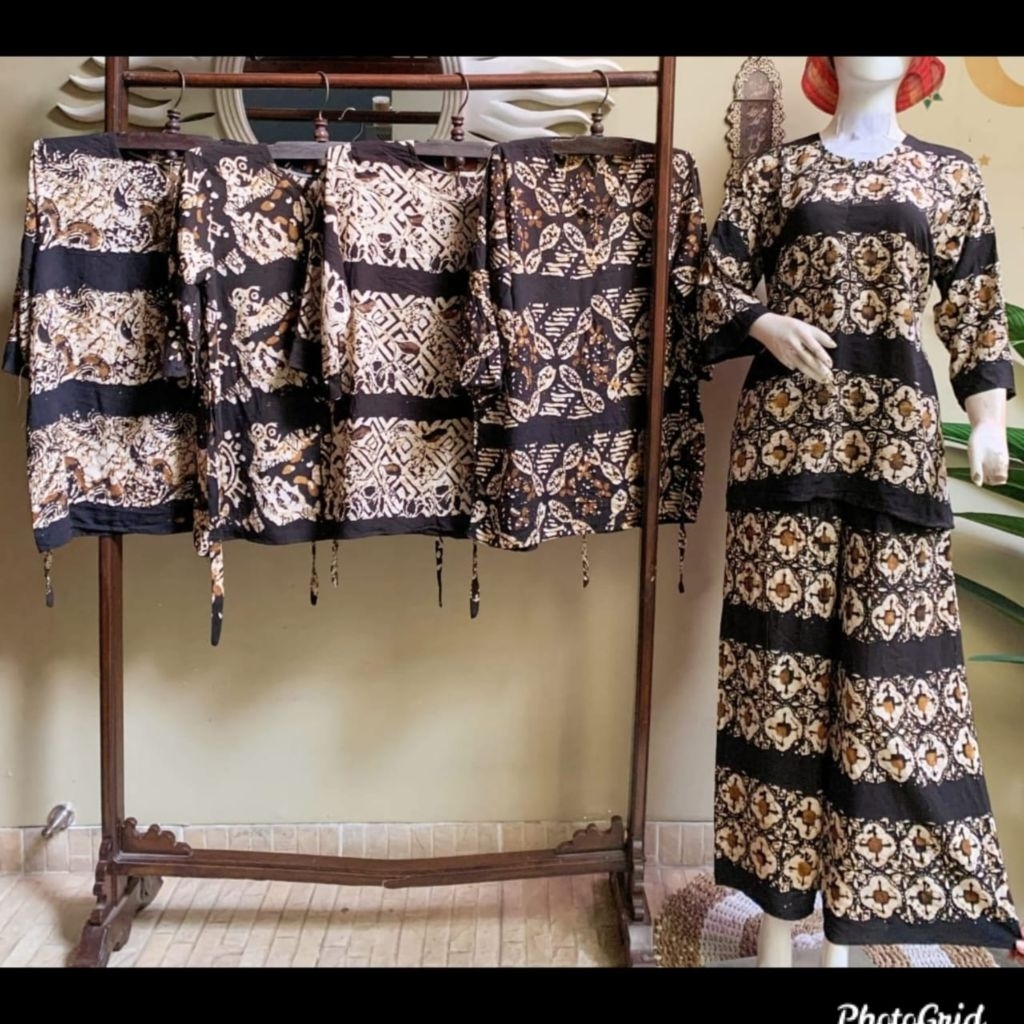 SETELAN BAJU DAN CELANA BATIK
