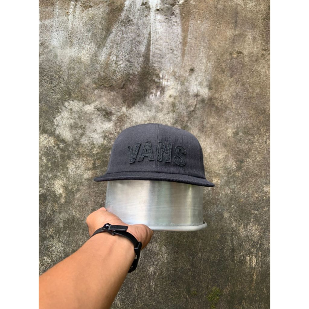 TOPI VANS SECOND/TOPI BEKAS TOPI LELONG