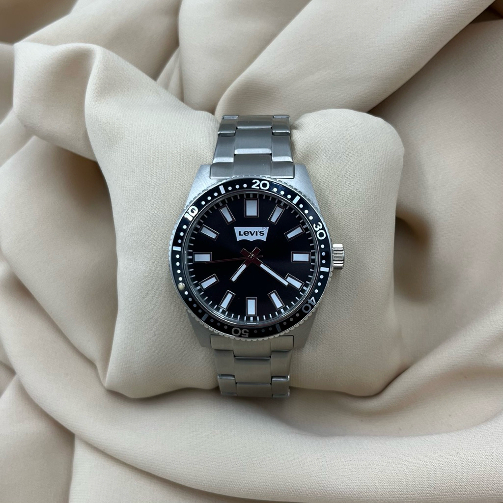 Jam Tangan Levis Pria LTI0308