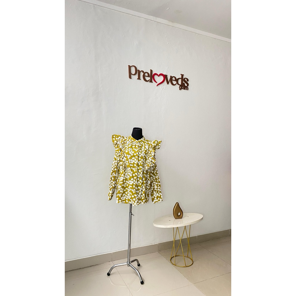 Atasan kemeja - Preloved Artis dan Selebgram