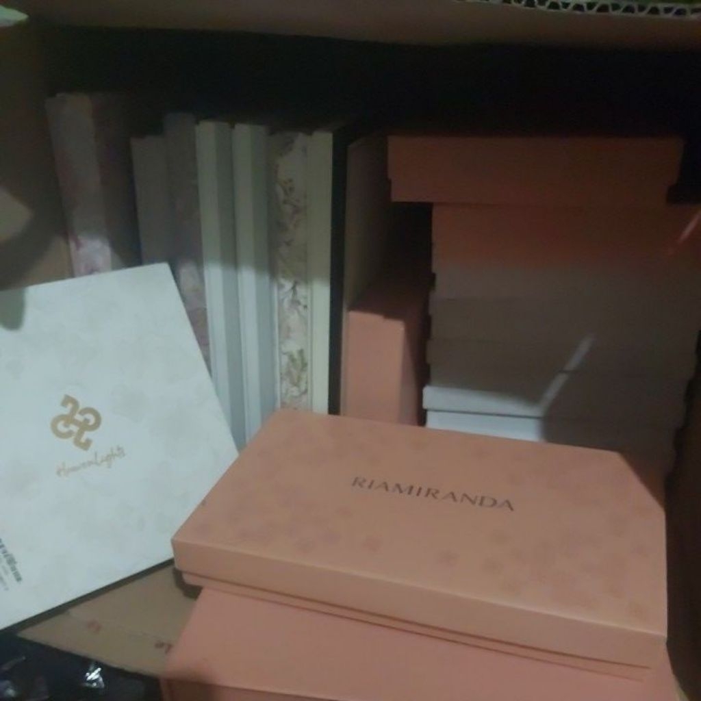 

Hard box ria miranda heaven lights hard box HL