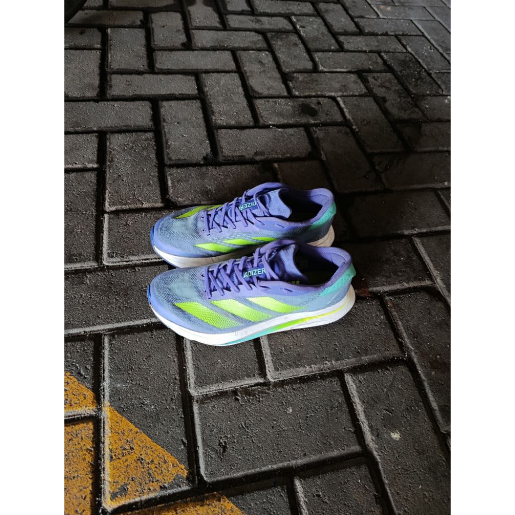 sepatu running adidas adizero SL 2