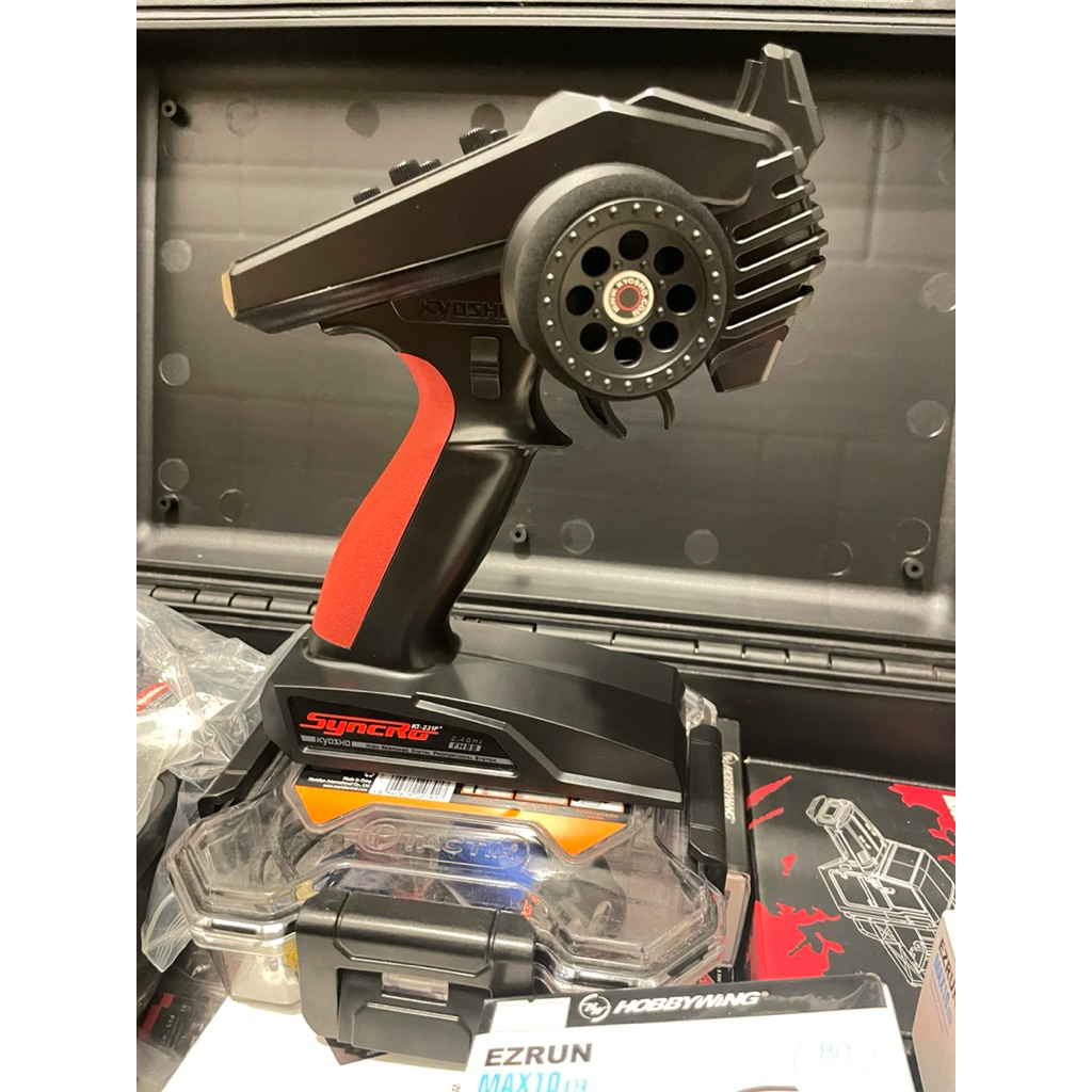 Kyosho Fazer MK2: Syncro KT-231P+ Radio transmitter 2.4Ghz
