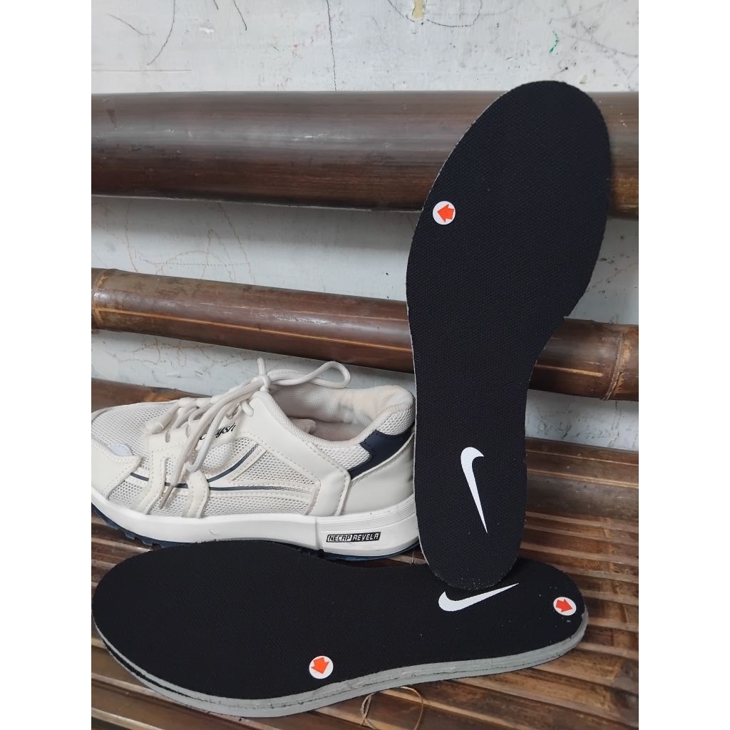 alas dalam sepatu insole sepatu