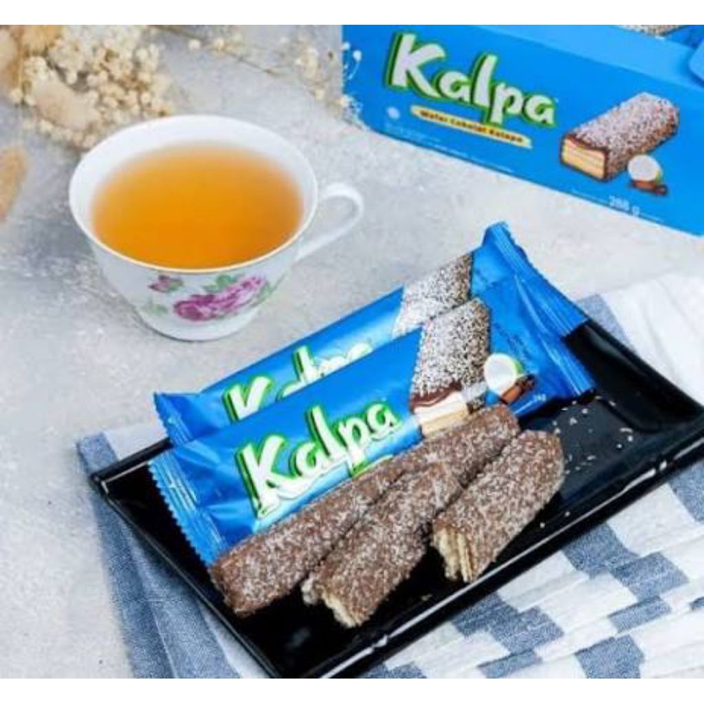 Kalpa Wafer cokat Kelapa/Roma Kelapa/Mayora