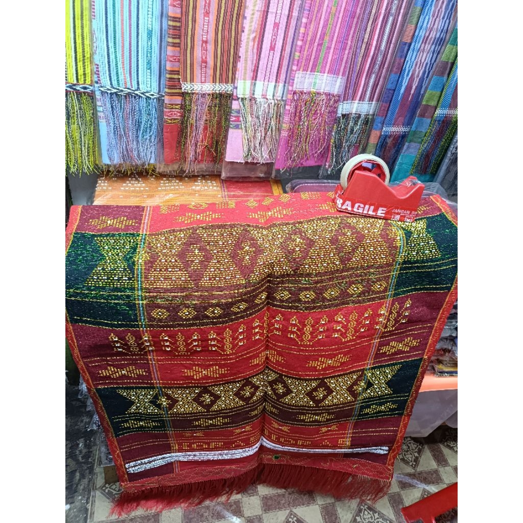 Ulos Sadum Pelangi Bordir Sedang