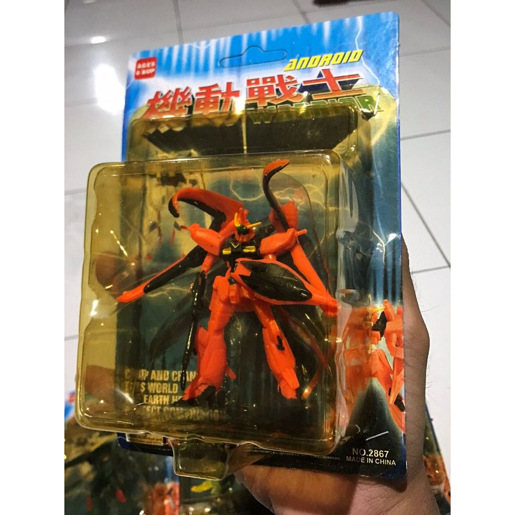 Mainan  robot Gundam Jadul murah sangat ada 5 varian