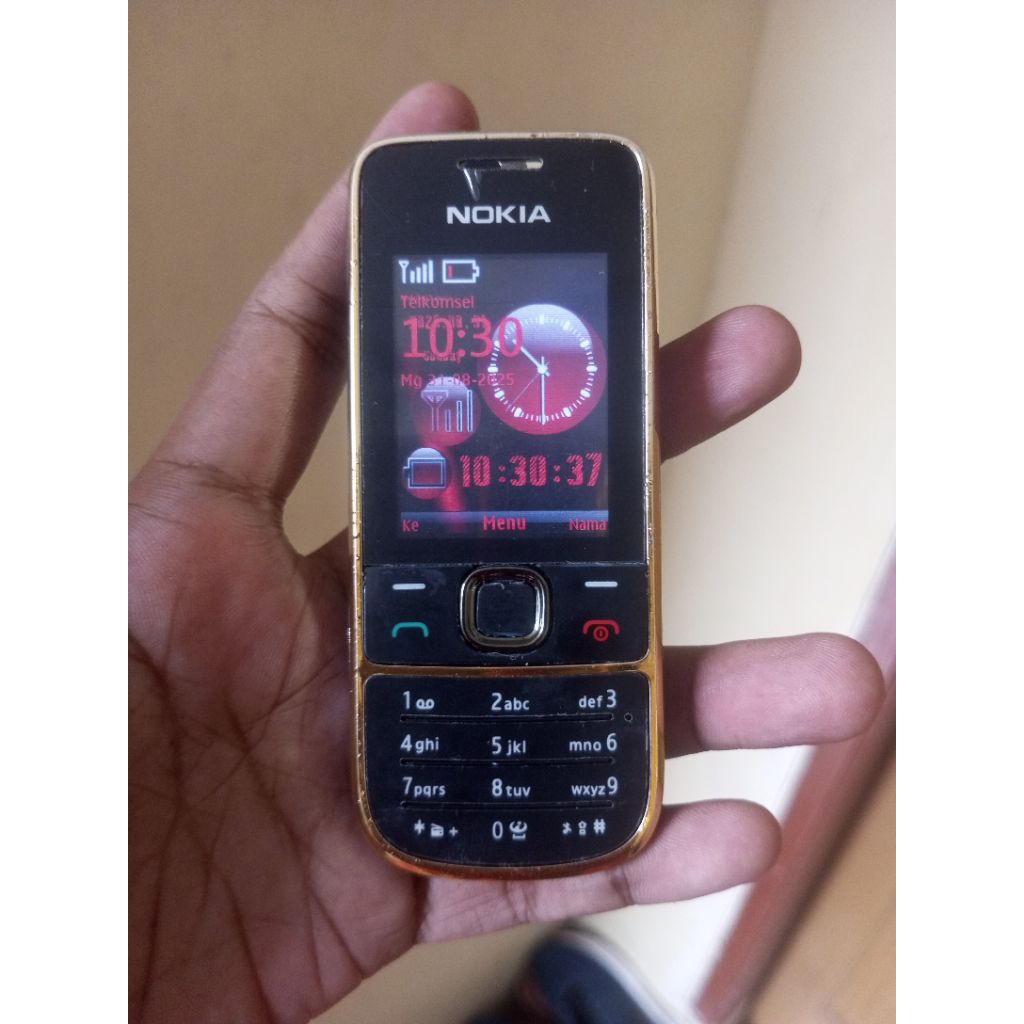 Nokia 2700 classic all operator