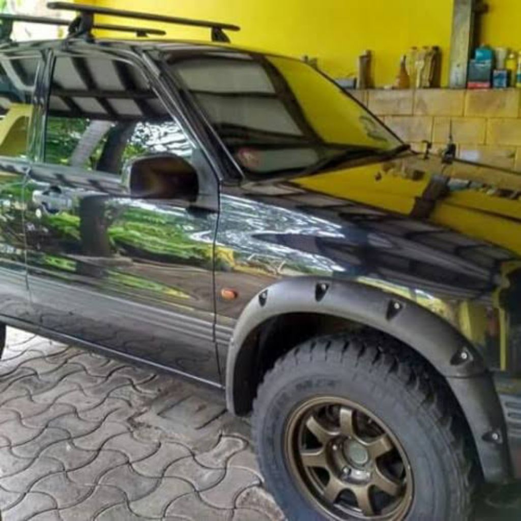 Over Fender Vitara Escudo