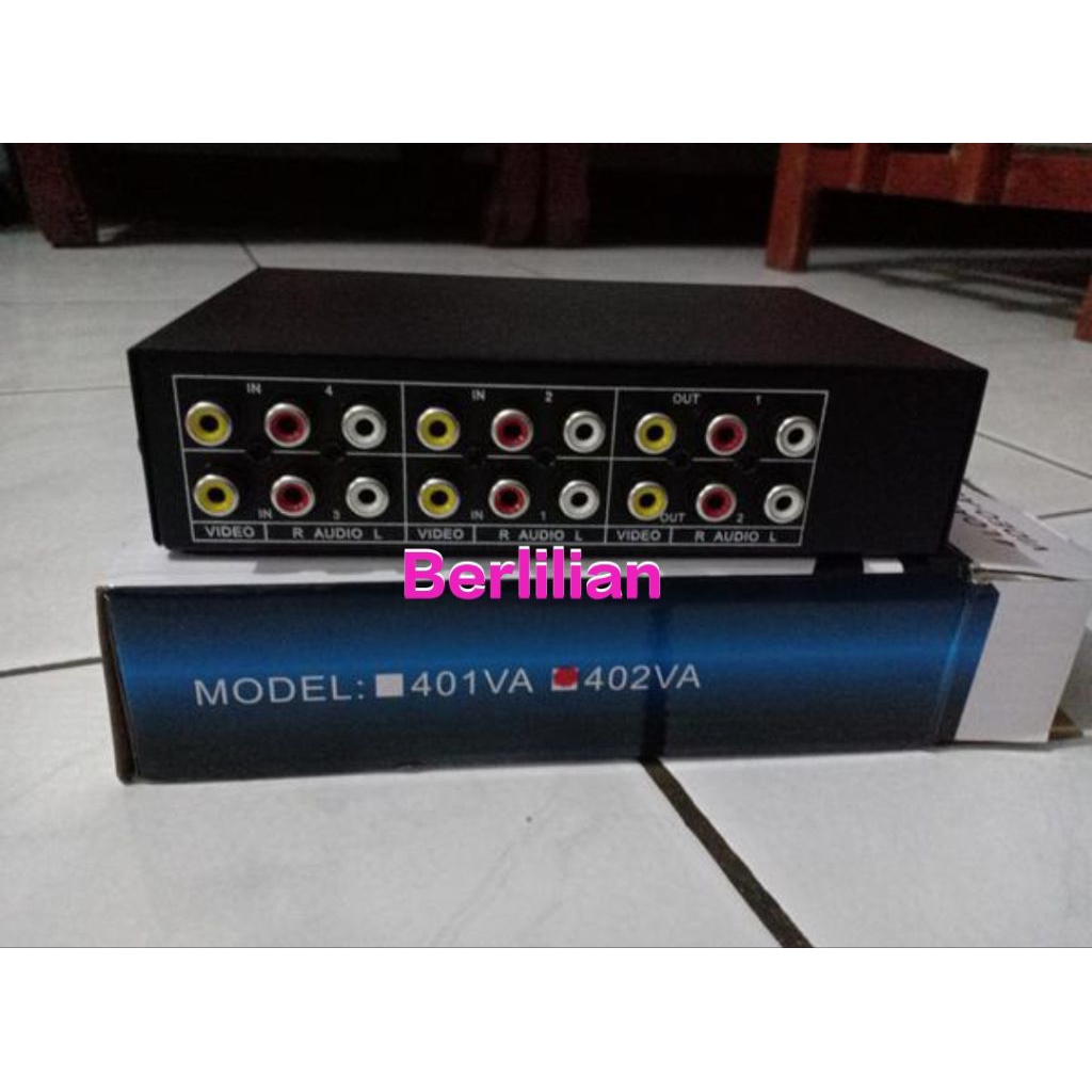 AV Selector 402 Audio Video Switcher / AV Selector 402
