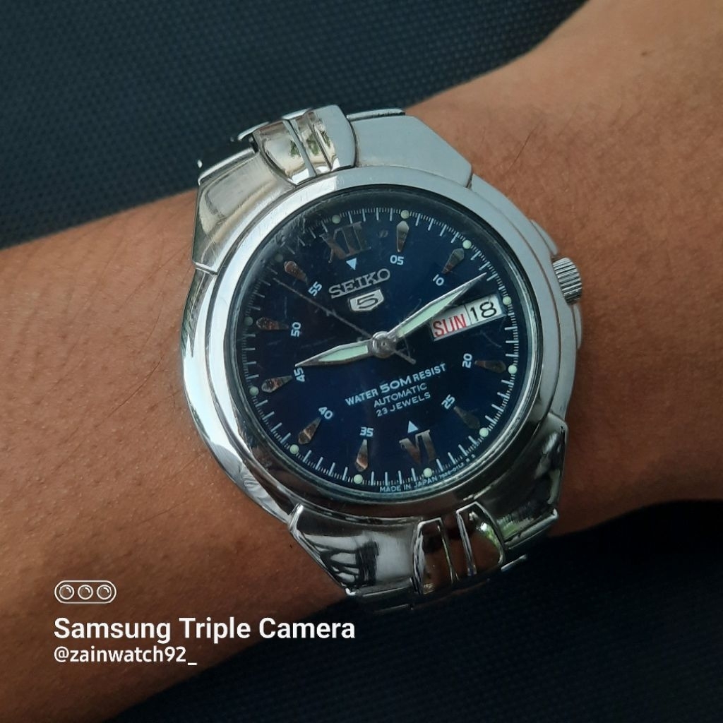 Jam Tangan Seiko 5 Blue Automatic 23 Jewels 7S36-01A0 Military Vintage Original