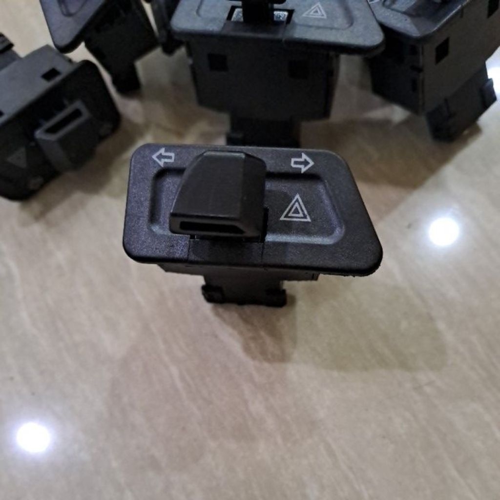 SAKLAR SEN TRANPESIUM MOTOR SAKLAR LAMPU MOTOR UNIVERSAL