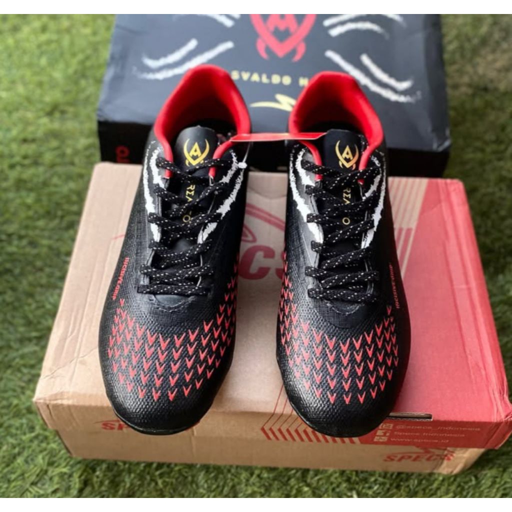 sepatu bola specs osvaldo hay BNIB