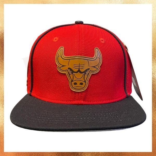 Topi NBA Pro Standard Chicago Bulls 6x World Champions Red Snapback Hat Original