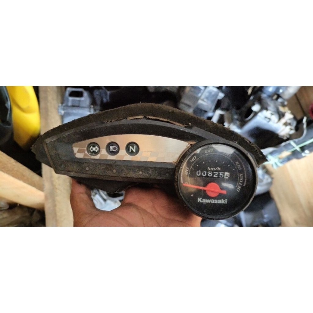 speedometer KLX 150 old KLX s