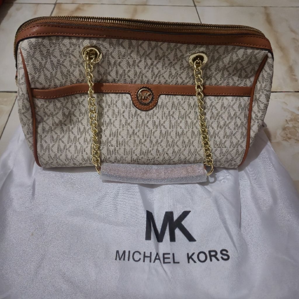 TAS WANITA MK SIGNATURE BROWN MIRROR