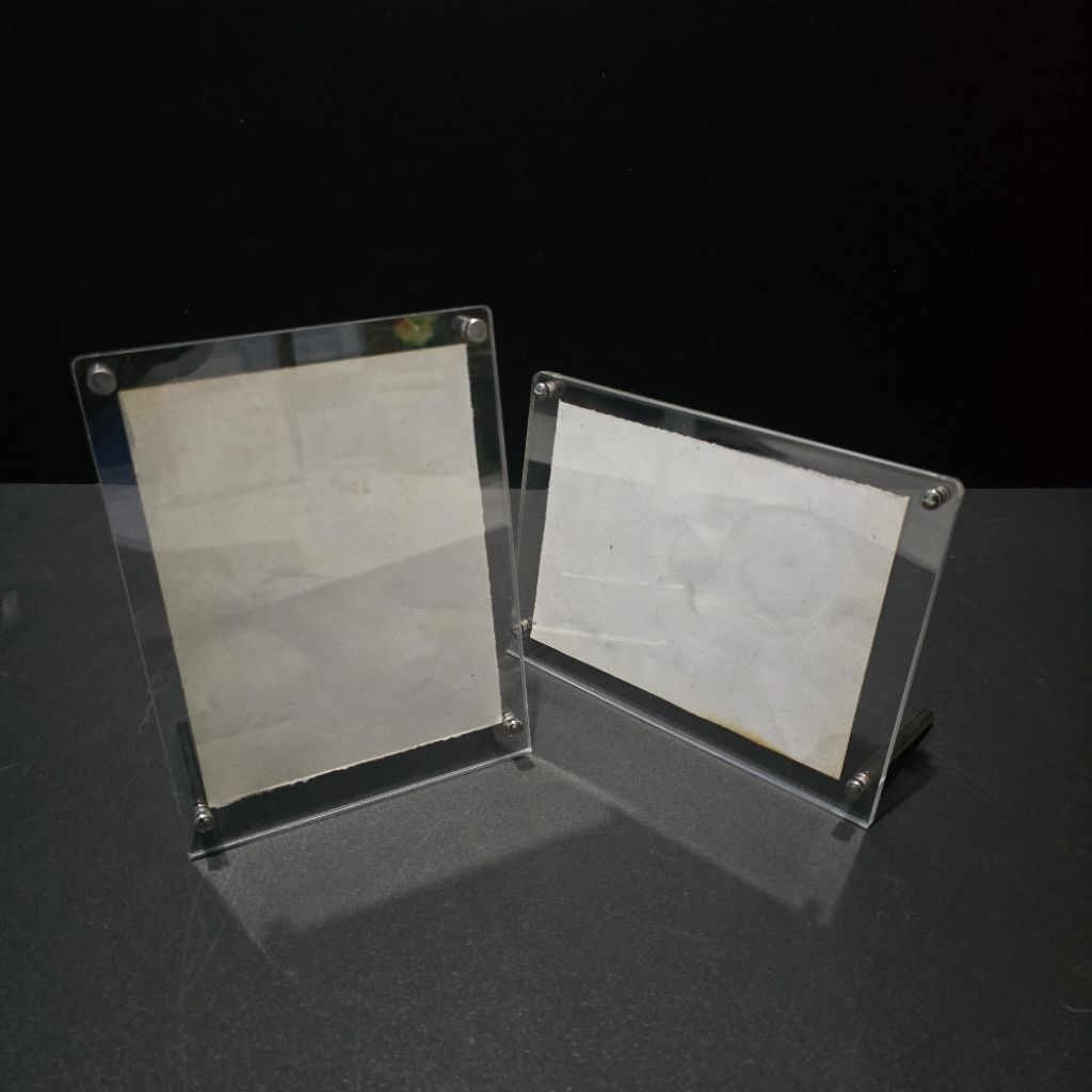 Stand Layar A4 Akrilik / Bingkai Foto A4 Akrilk / Sign Holder Akrilik / Standing Frame Akrilik