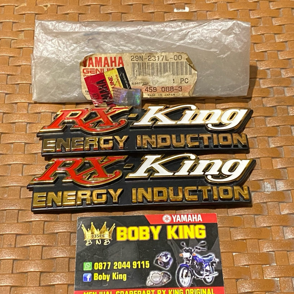 EMBLEM LOGO BOX AKI DOP TUTUP AKI SET  RXKING RX KING COBRA KOBRA NOS ORIGINAL YAMAHA JAPAN 29N-2317