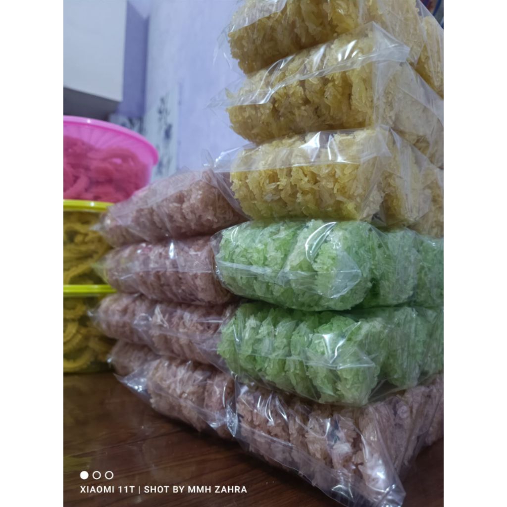 

Rengginang Mamah Zahra gurih manis