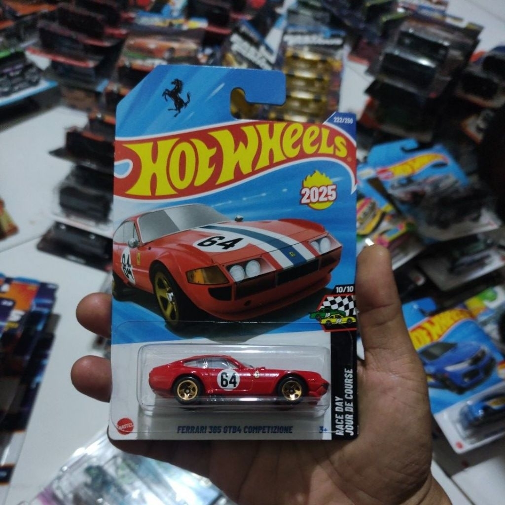 Hot wheels ferrari 365 gtb4 competizione