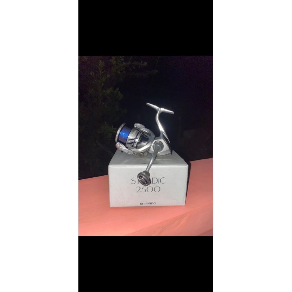reel shimano stradic 2500