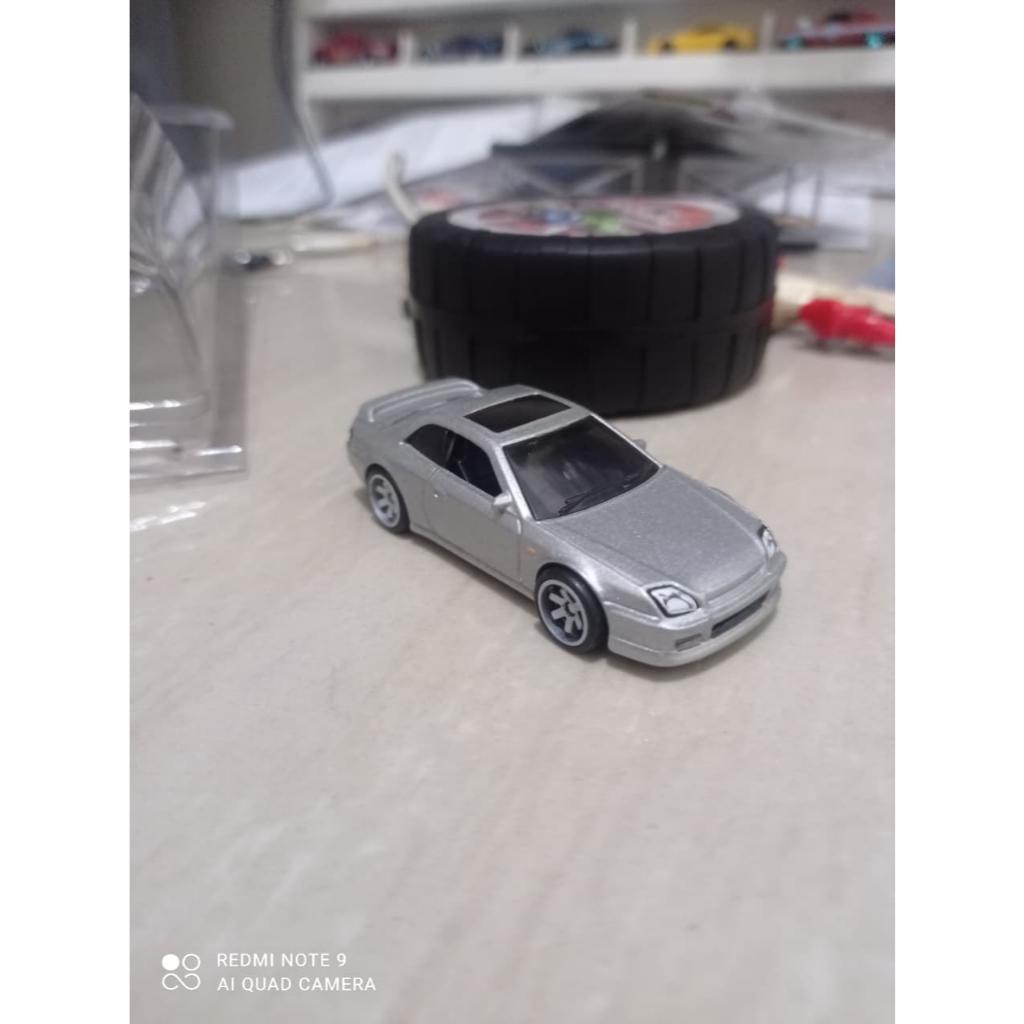 Hotwheels premium Boulevard honda prelude silver loose ban karet