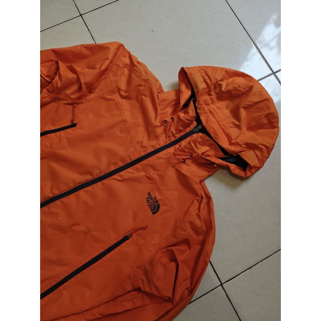 JAKET NONET OREN HYVENT